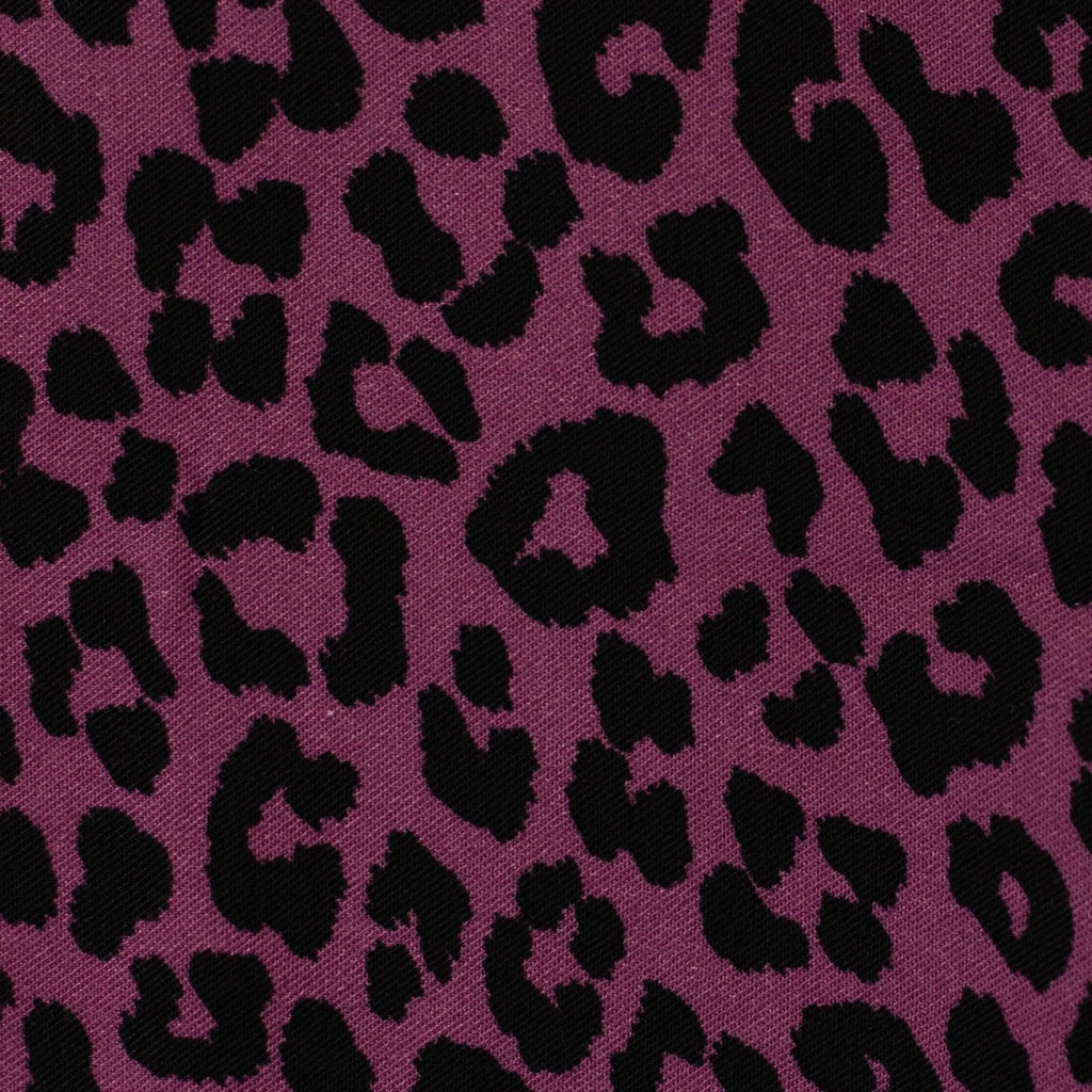Viskose Stoff - Leo Print Beere (Meterware ab 0.50m)