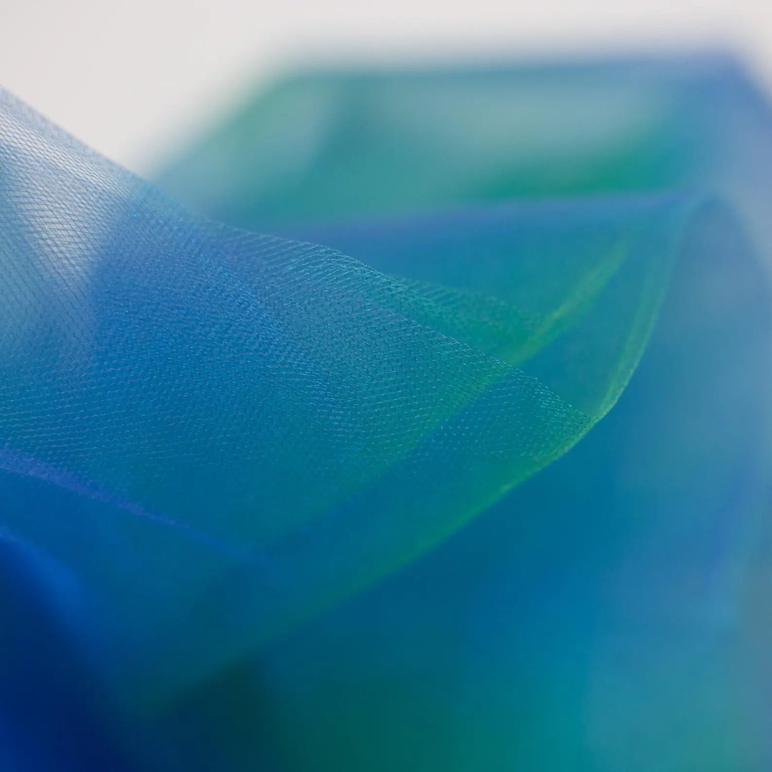 Tüll - Ombre blau (Meterware ab 0.50m)