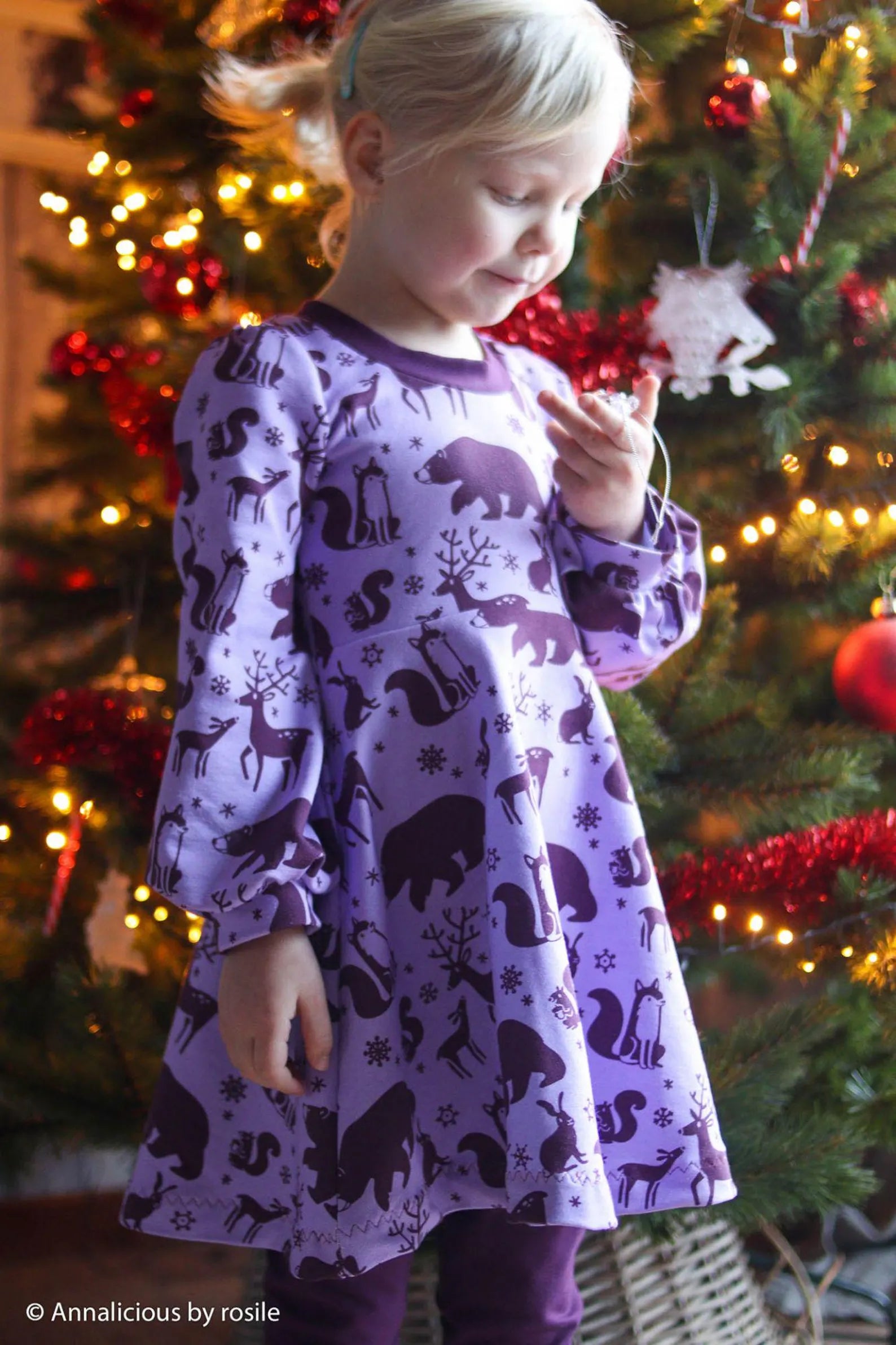 French Terry - Waldtiere by Käselotti - Purple (Meterware ab 0.50m)