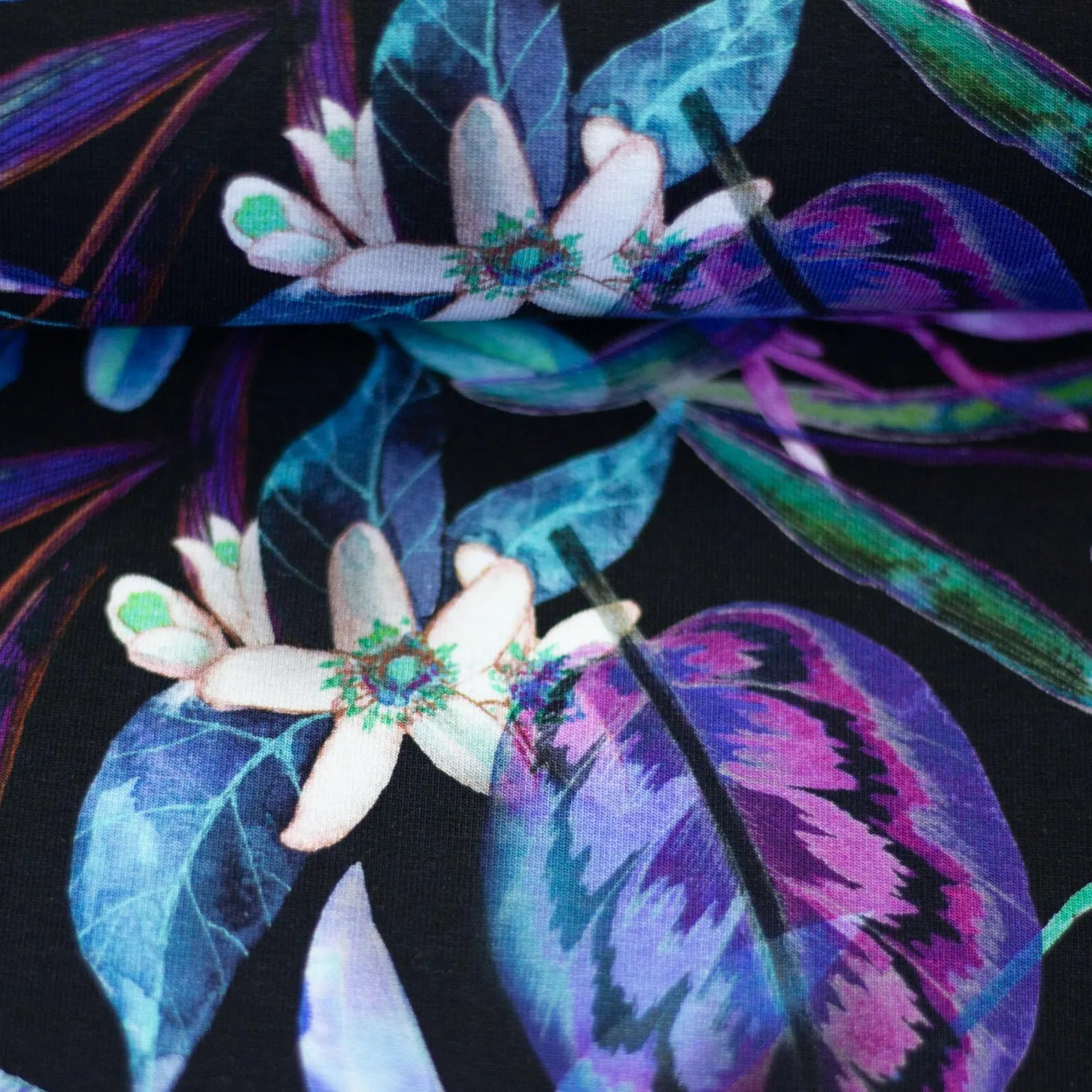 Modal French Terry - Flowers (Meterware ab 0.50m)