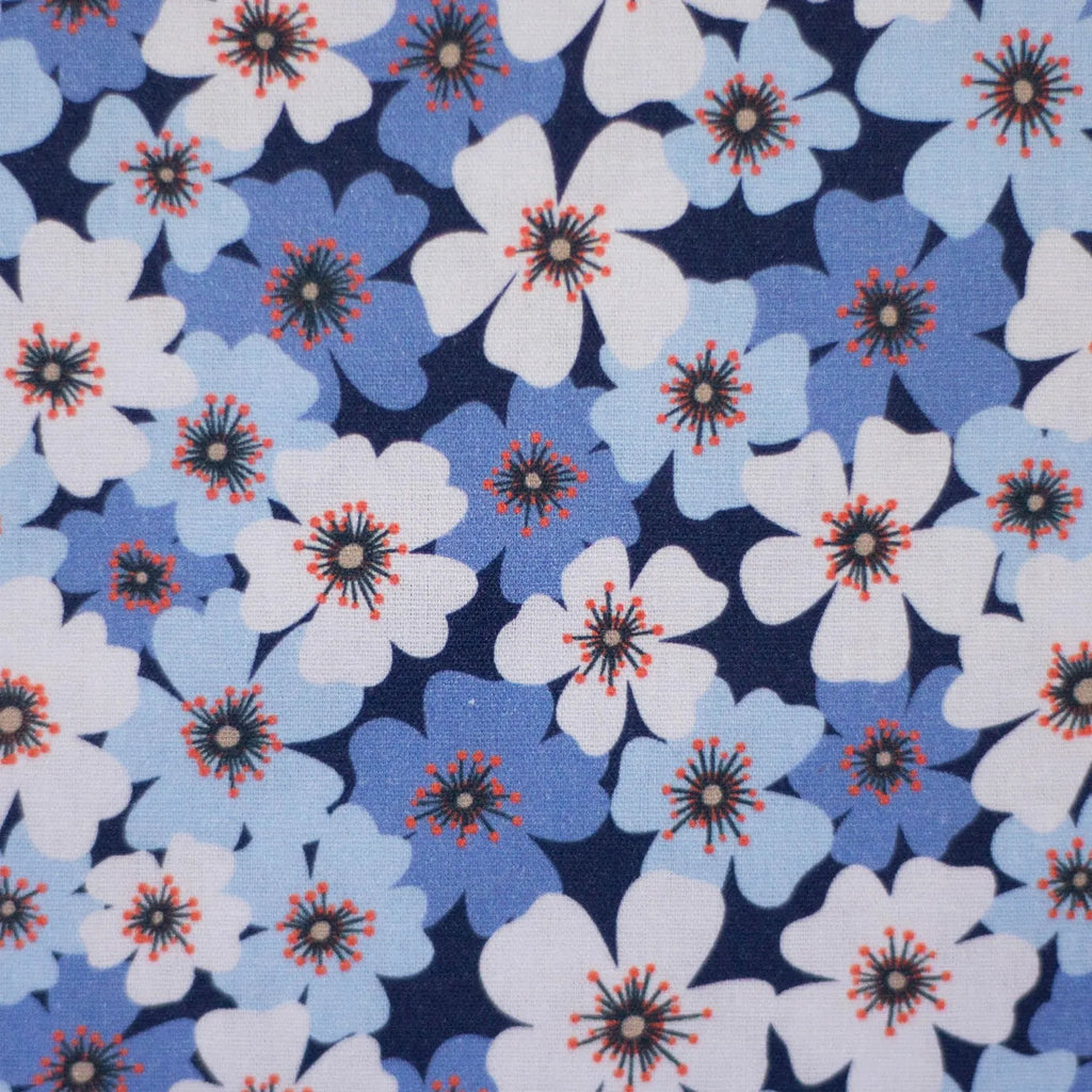 Baumwoll Webware - Blümchen Lilly (Meterware ab 0.50m)