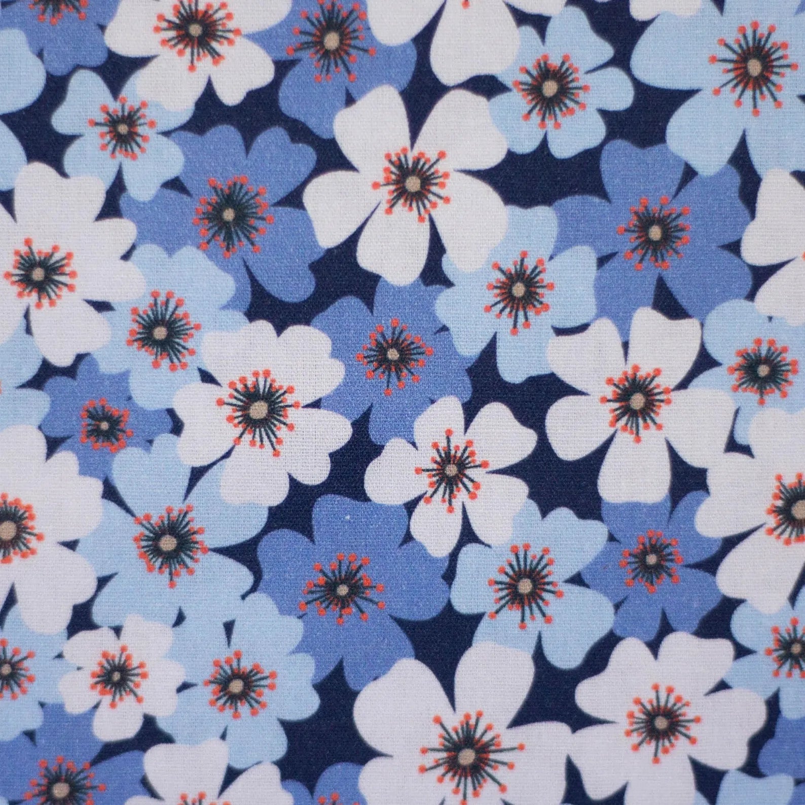 Baumwoll Webware - Blümchen Lilly (Meterware ab 0.50m)