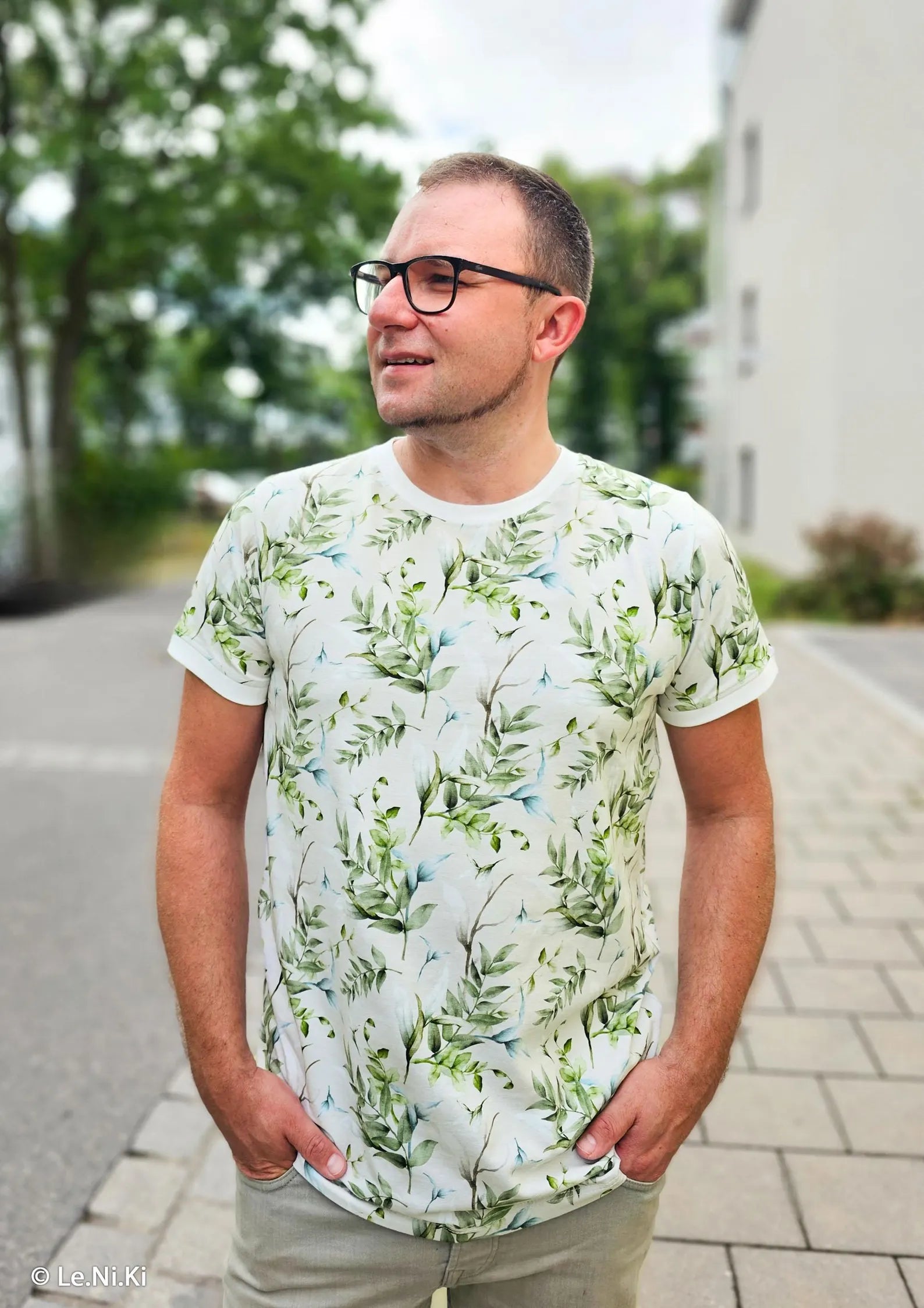 Jersey Stoff - Blüten Summer (Meterware ab 0.50m)