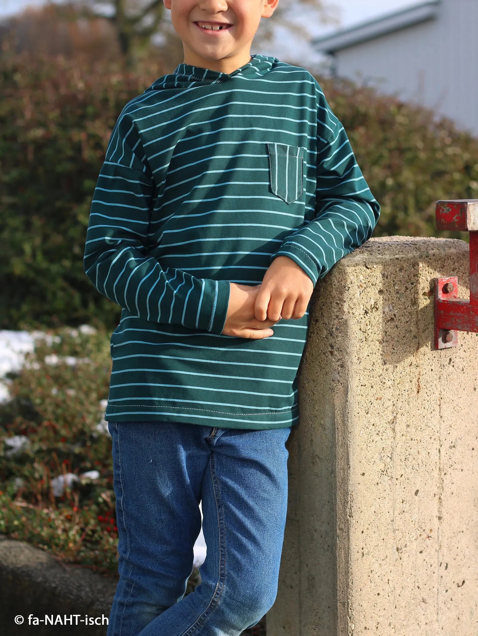 Jersey Stoff - Streifen - Stripes - Isa - Dunkelgrün (Meterware ab 0.50m)