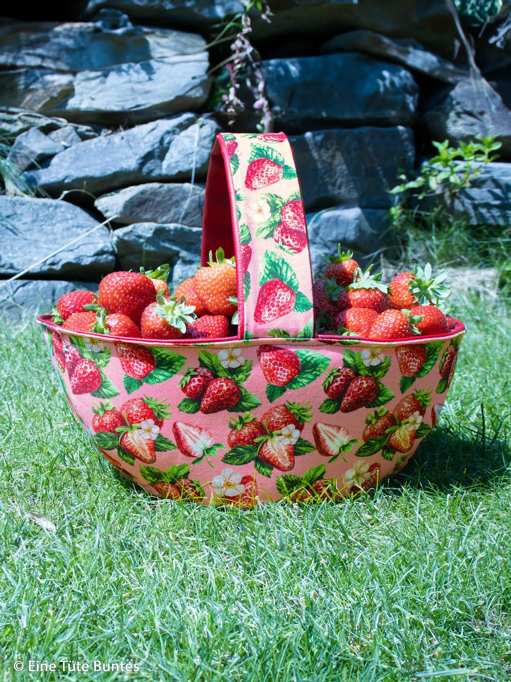Canvas - Matteo - Erdbeeren (Meterware ab 0.50m)